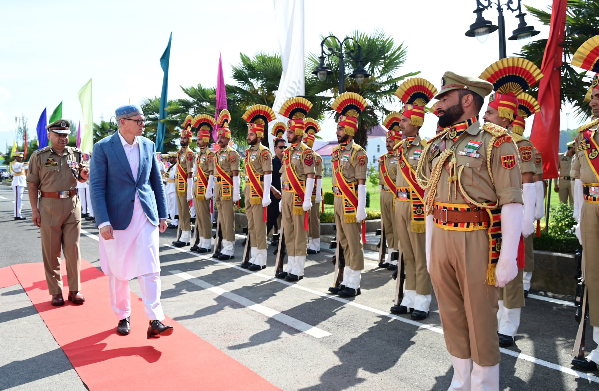 Darbar Move resumes in Srinagar after four years